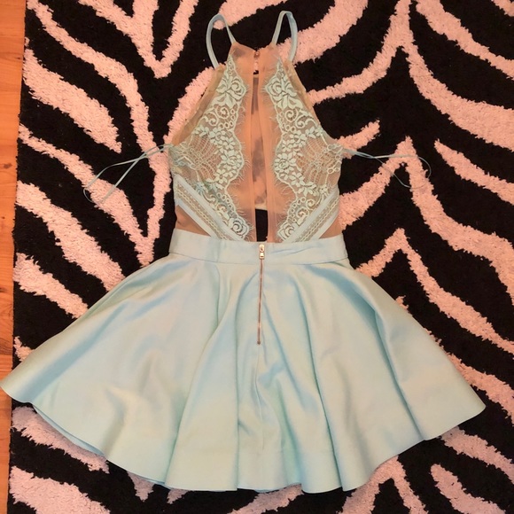 Luxxel Dress Sm - Picture 4 of 6